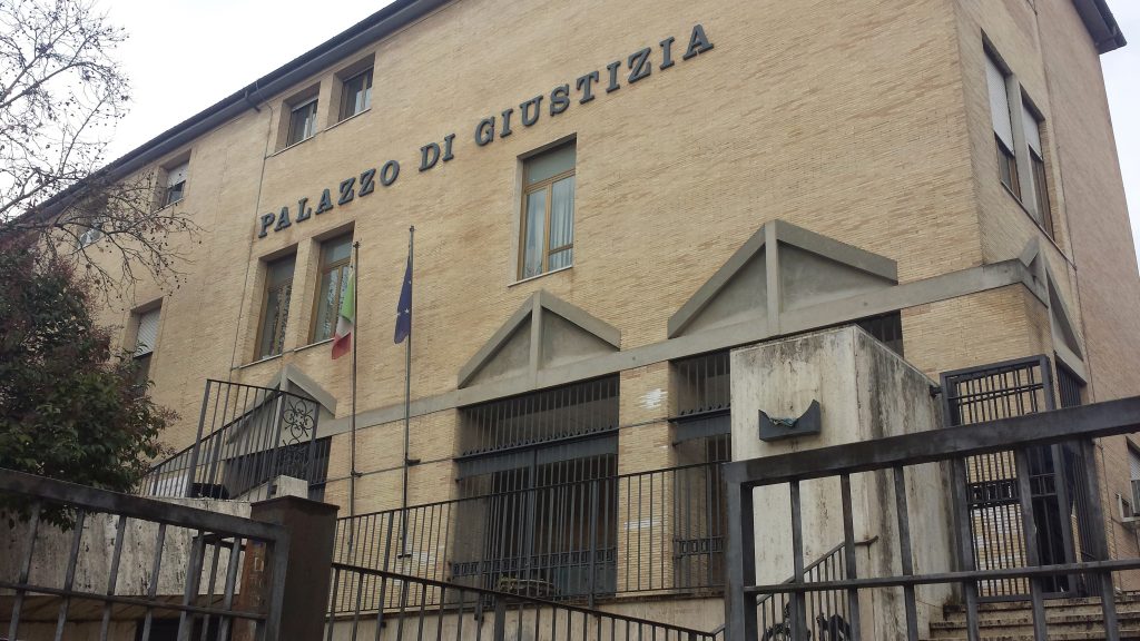 Sant’Agapito, accoglienza migranti: in 25 rischiano il processo