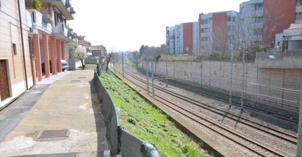 «Sì al raddoppio ma la stazione va spostata»