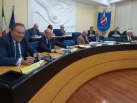 Concorsi, seduta fiume ma Toma non torna indietro