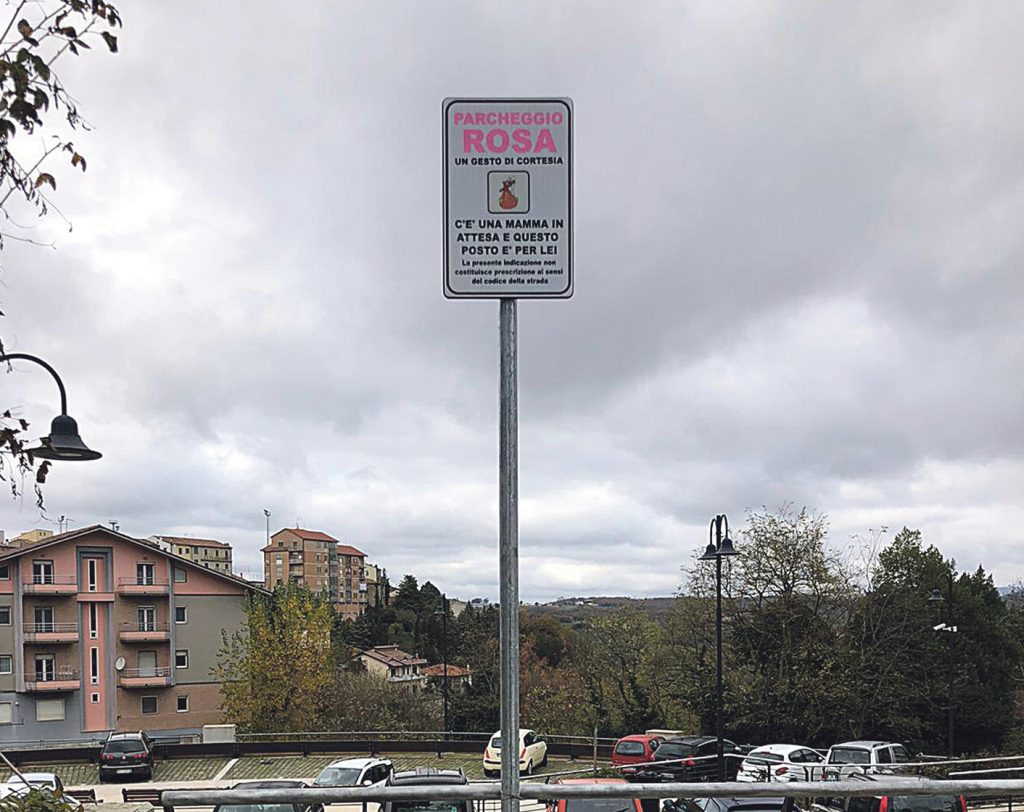 A Riccia parcheggi rosa per le future mamme