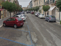 Chiede l’elemosina davanti al market, immigrato pestato in pieno centro a Termoli