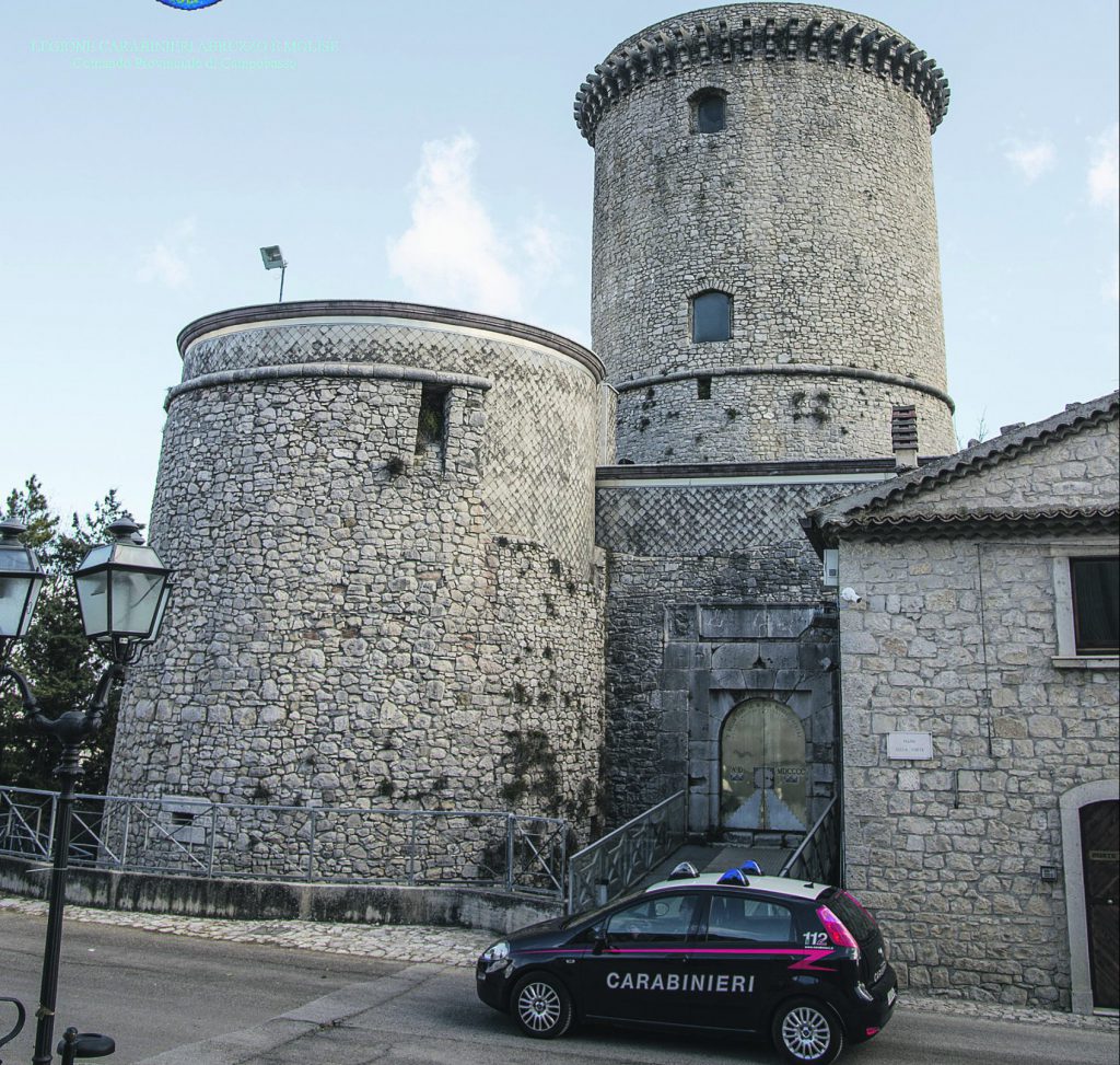 Falsa polizza per non pagare la multa e riavere indietro l’auto, due denunce a Riccia