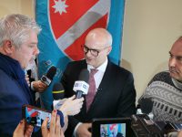 Il rimpasto scatena appetiti, Toma ora frena: non ho fretta