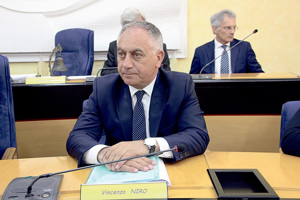 Revocato lo sciopero nei trasporti, apertura di credito verso Niro