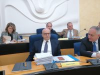 La maggioranza tiene Senza colpi di scena la prima assise dell’anno