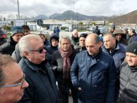 Unilever, Toma rompe gli indugi: stamattina incontro con i sindacati