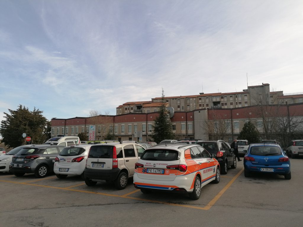 Febbre e tosse, 27enne termolese in isolamento all’ospedale Cardarelli