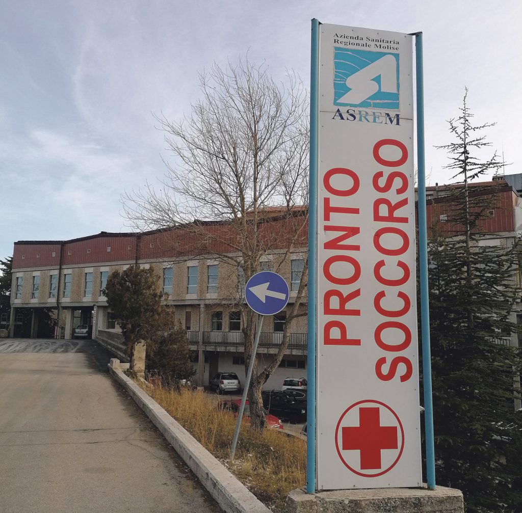 Chiunque arriva al Pronto soccorso è considerato potenzialmente infetto