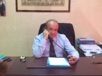 Coronavirus, a Montaquila il sindaco Marciano Ricci fa sanificare scuola e pulmino