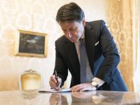 Nuova ordinanza Conte: poteri alla Protezione civile, 20mila assunzioni in sanità