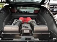 Truffa delle auto di lusso, latitante torna a casa dalla mamma: arrestato