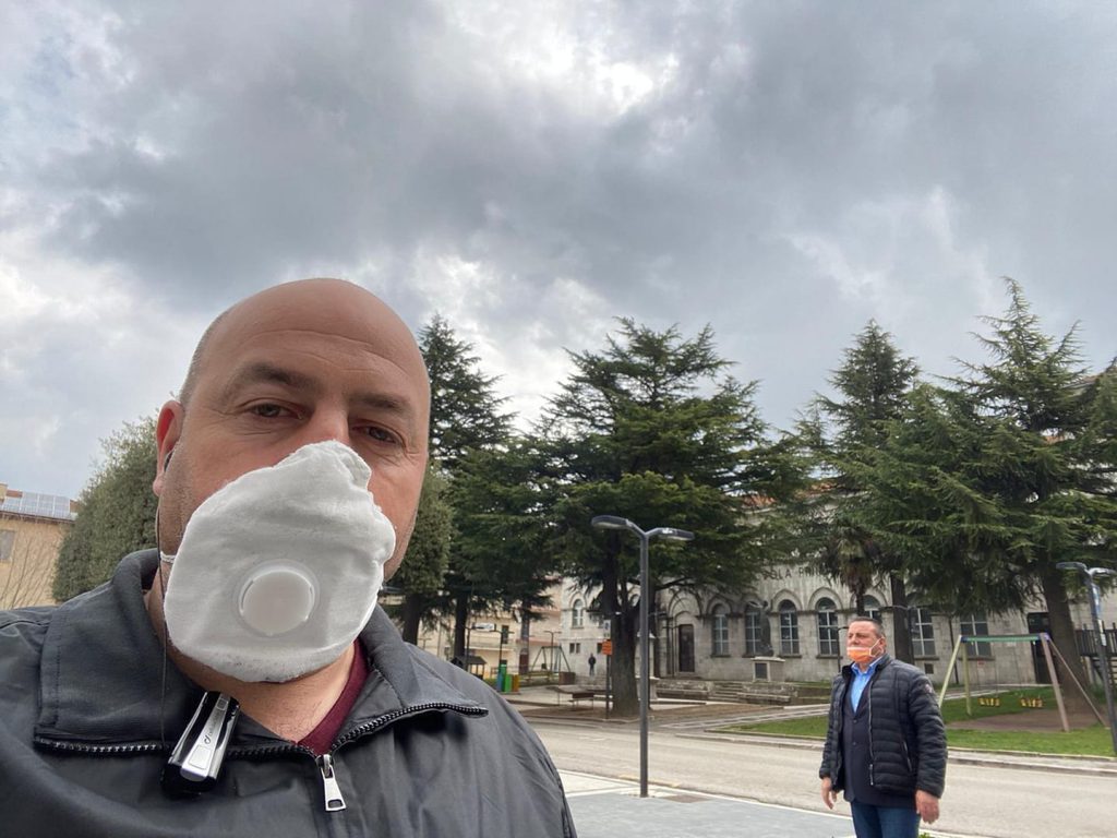 Deserta e silenziosa, Riccia vive la prima domenica in isolamento