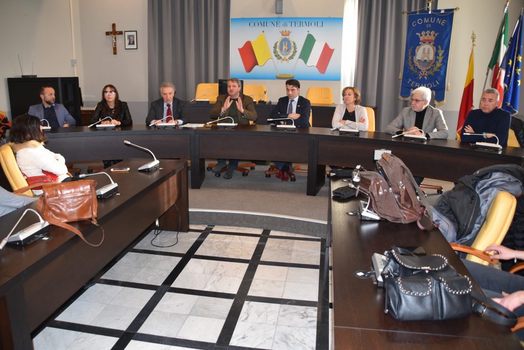 Termoli, Roberti: le scuole restano aperte, stiamo rispettando la legge