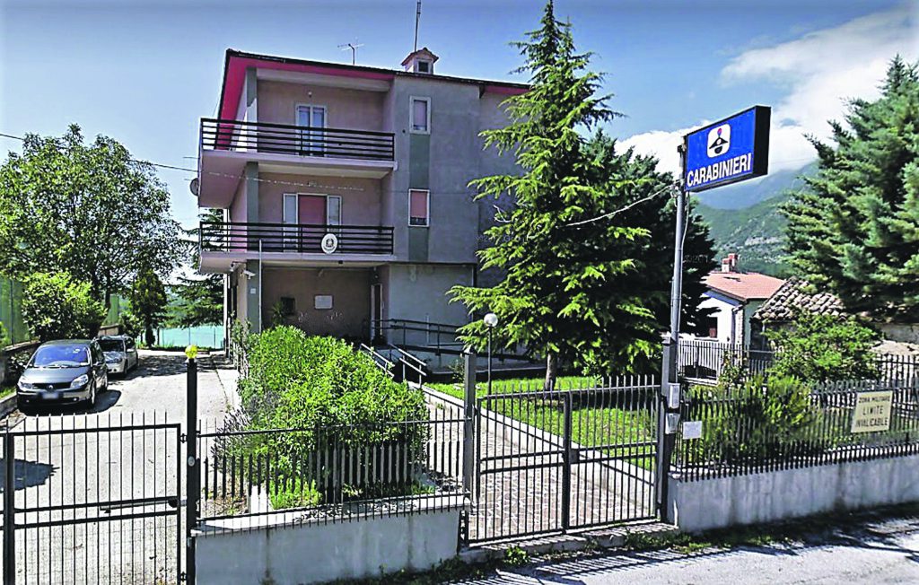 Aperto oltre l’orario, sospesa licenza ad un bar di Castel San Vincenzo: denunciata la titolare