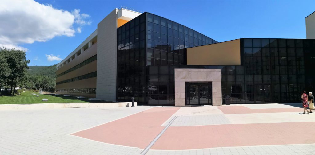 Neuromed, negativi al tampone i sei pazienti Covid