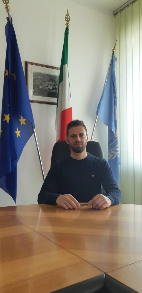 L’esempio di Spinete: la giunta rinuncia alle indennità e compra mascherine