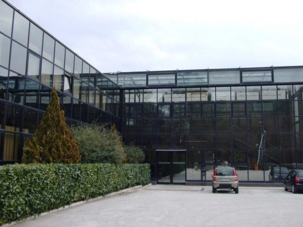 Ittierre, spunta un’offerta per lo stabilimento tessile