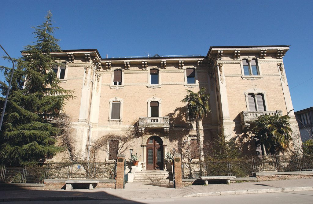 Positivi due amministrativi di Villa Maria: nessun cluster, siamo chiusi da 3 settimane