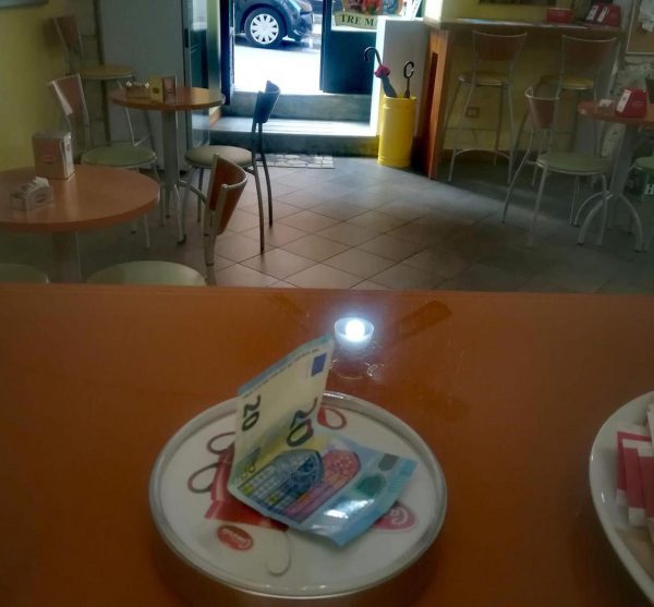Isernia come Marsala: cliente paga 20 euro per un caffè