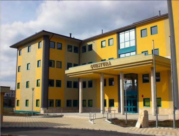 Isernia, rom danno un party in pieno lockdown con diretta social