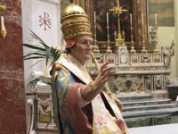 Isernia ha celebrato il Santone affidando a lui la ‘ripartenza’