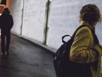 Lei lo lascia, ma lui non si rassegna e la perseguita ovunque: stalker allontanato