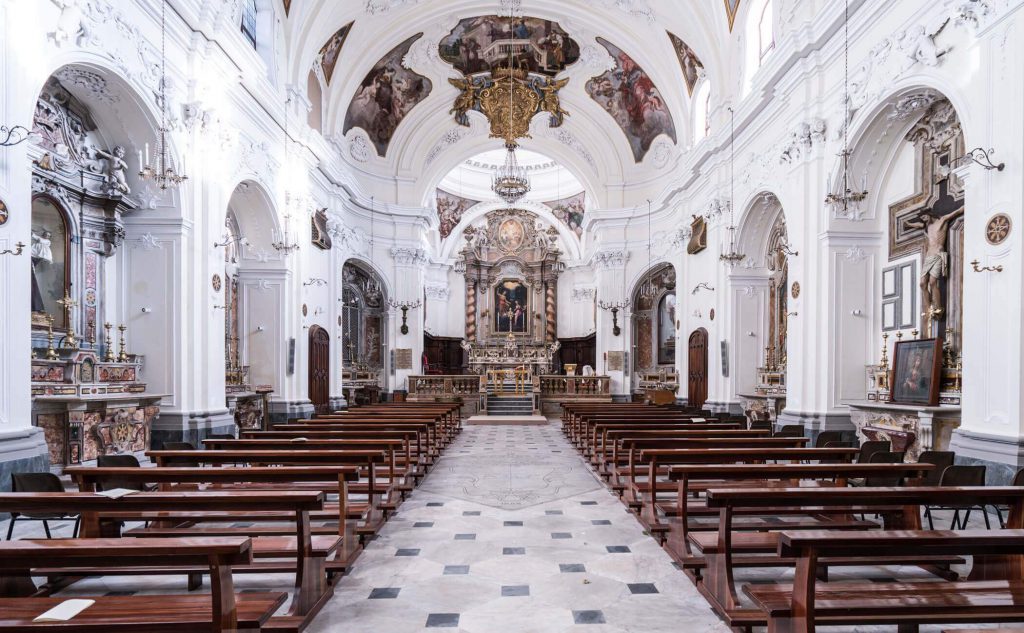 San Nicandro, il comitato deluso: inspiegabile il “no” alla processione sui furgoni