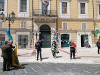 Scuola, troppe idee confuse: la protesta scende in piazza