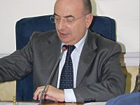 ‘Spese pazze’, condannato Picciano: tre anni, interdizione e 56mila euro da restituire