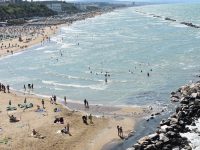 Termoli, il vento non ferma turisti e bagnanti: ‘salva’ la prima domenica di luglio