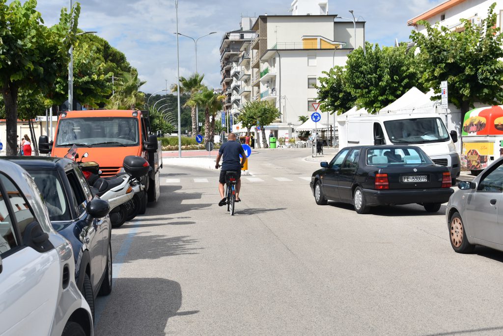 Campomarino, ruba un camper al lido: dentro c’era un bimbo