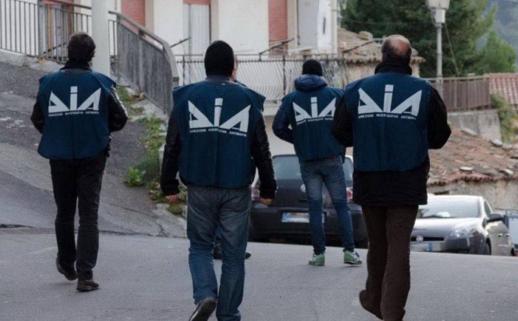 Controllo dello spaccio e rapine, i clan foggiani scalano il Molise: così le mafie gestiscono a distanza