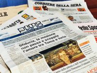 Giornale e caffè al bar, la sera il torneo di calcetto: si torna alla normalità