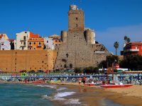 E la chiamano estate: fino ad ora turismo ‘mordi e fuggi’, agosto farà la differenza