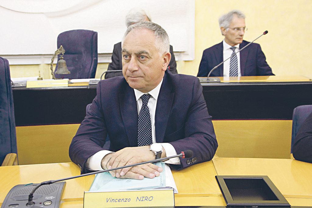 Isernia, l’assessore Niro risponde a Fantozzi: «La sua è stata una caduta di stile»