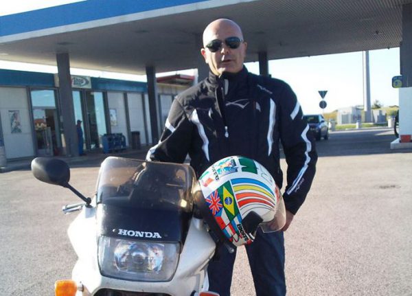 Perde il controllo della moto, muore 53enne di Santa Croce