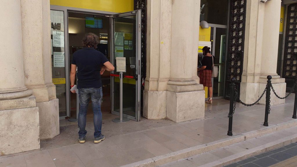 Campobasso, il cluster greco ‘colpisce’ anche le poste centrali: tampone per 5 dipendenti