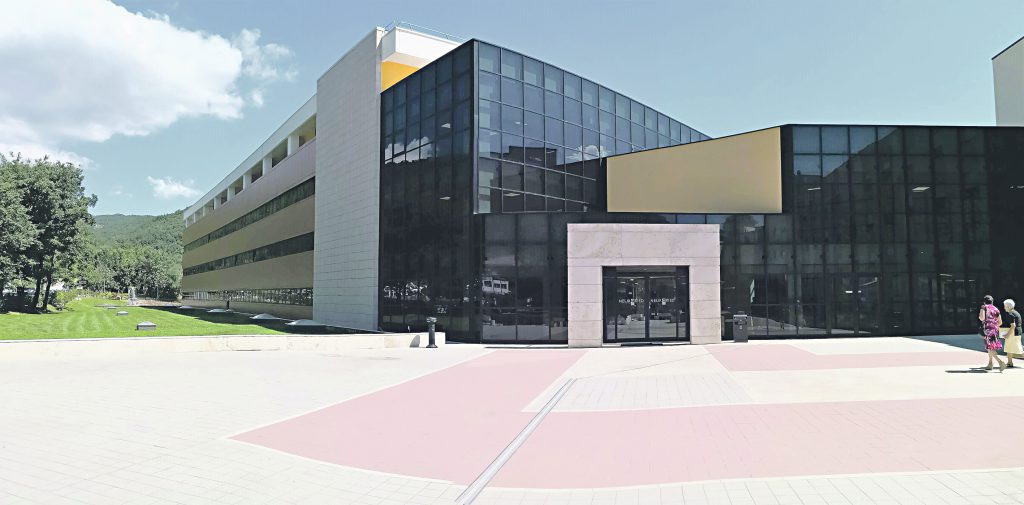 Studenti Neuromed senza vaccino, la protesta della sindaca di Pozzilli