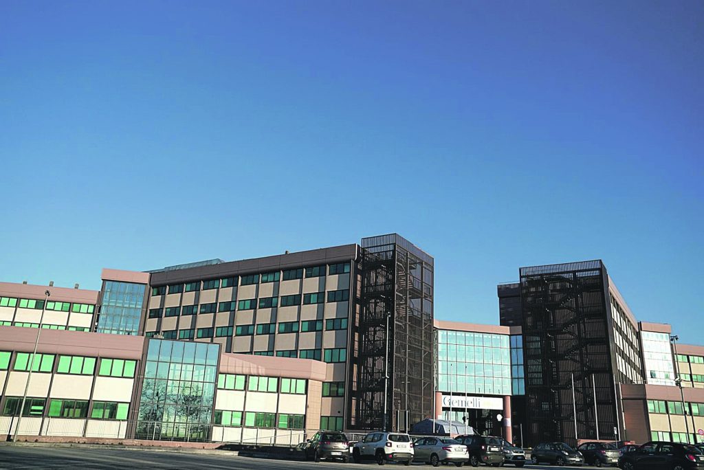 Covid hospital, altro colpo di scena: stop Larino, subito 20 posti al Gemelli Molise