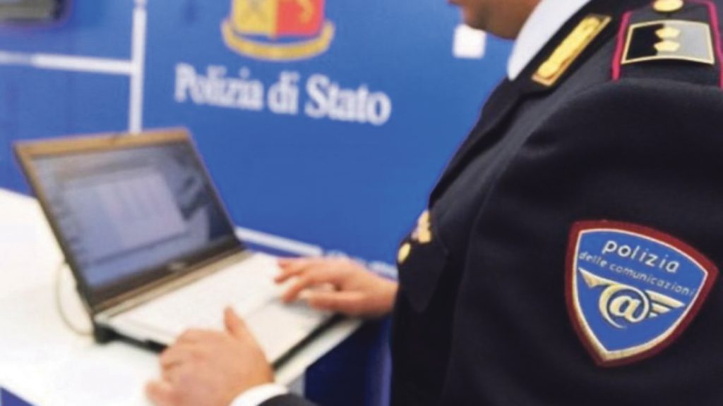 Campobasso, si spacciano per fornitori e ‘spillano’ 50mila euro ad un imprenditore: la Polpost incastra due giovani nigeriani