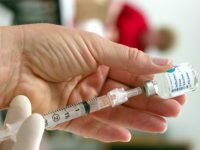 Al Molise manca l’antinfluenzale, arriva in soccorso De Luca