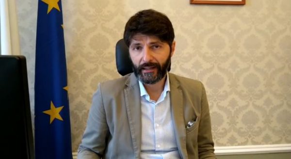 Campobasso, dad tre giorni a settimana e drive in per i tamponi: le proposte di Gravina