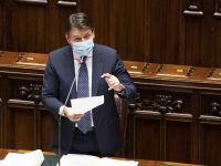 Contagi record in Italia, Conte certifica: fase 3, servono misure severe