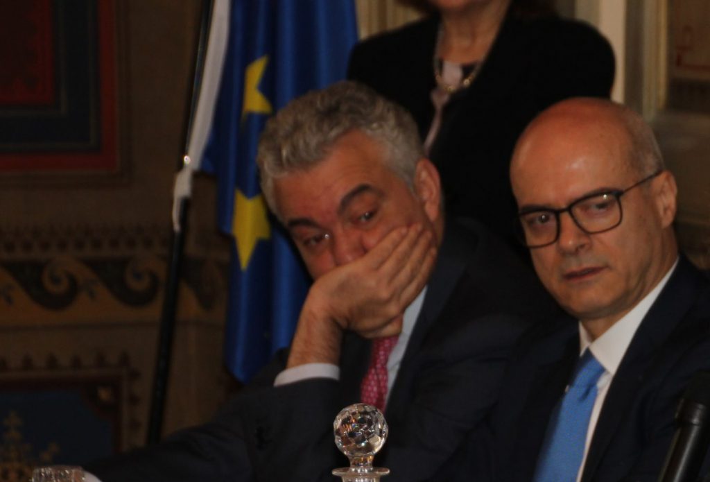 Toma alza l’asticella: «No al panico ma difendiamoci dal virus»