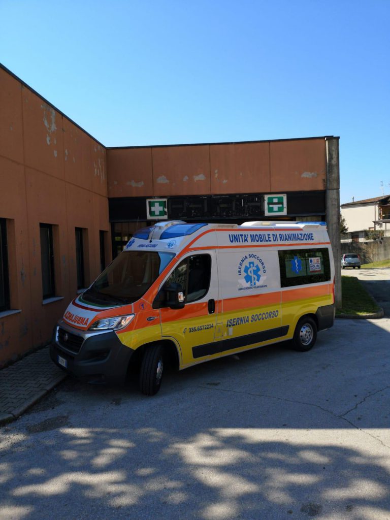 Pazienti Covid e sospetti, le direttive di Asrem: il trasporto tocca al 118