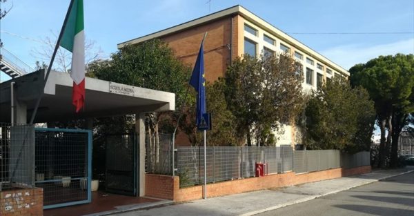 Casi positivi sia alla Schweitzer che in Fca