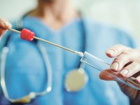 Bollettino Covid: 99 positivi e due decessi, ma ci sono pure 77 guariti