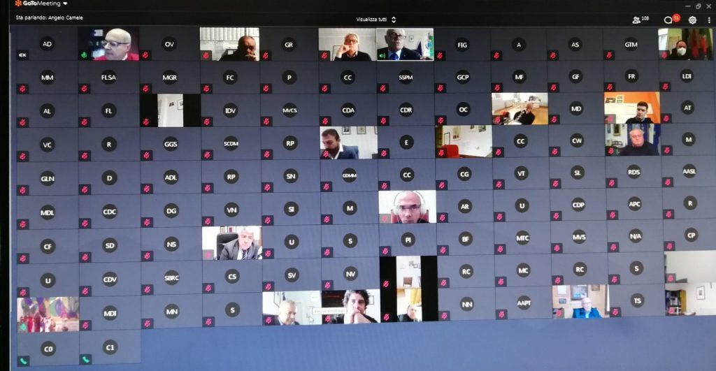 Lunga e affollata video conferenza, tregua coi sindaci: lavoriamo insieme