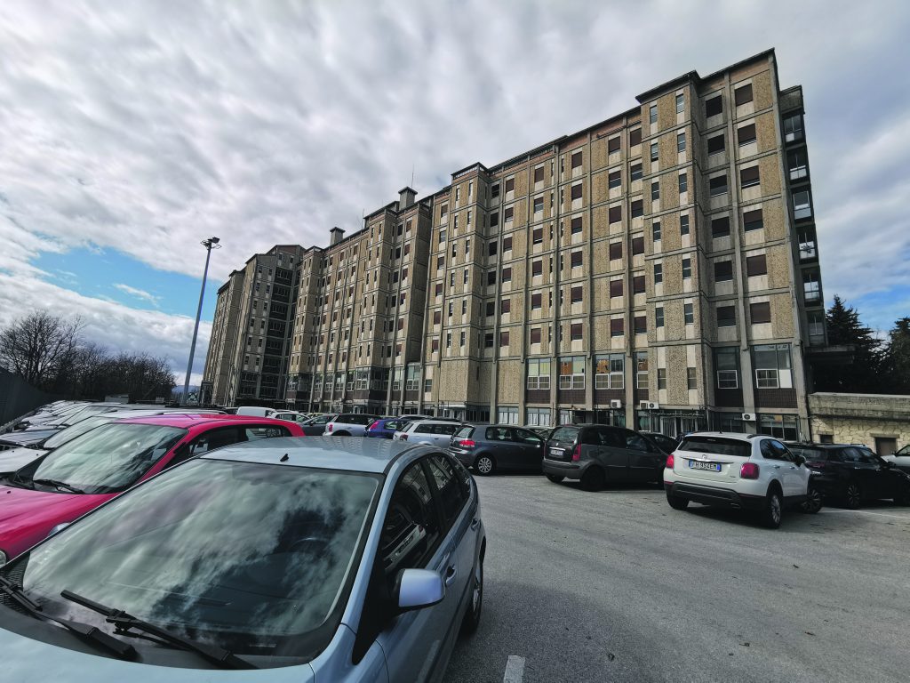 Allerta in rianimazione: 11 ricoveri, attivati altri cinque posti al Cardarelli