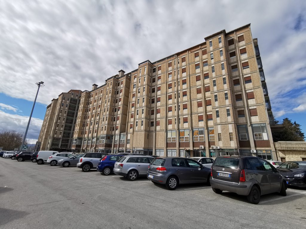 Ancora tre decessi al Cardarelli e altri 77 casi positivi